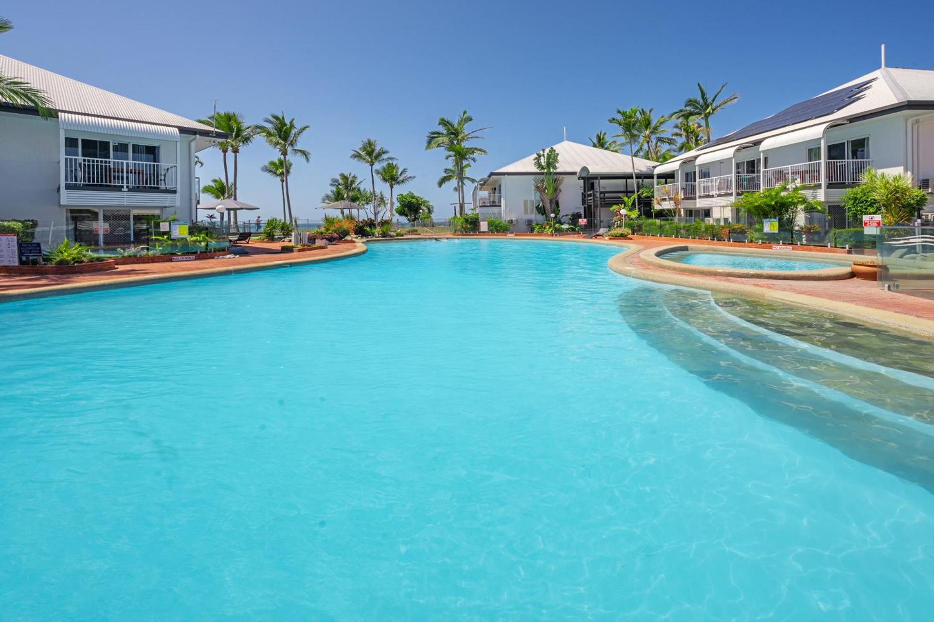 The Resort At Dolphin Heads Mackay Exterior photo